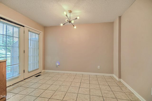 112 Winners Circle F2, Bristol, TN 37620