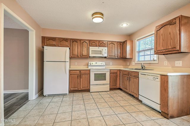 112 Winners Circle F2, Bristol, TN 37620