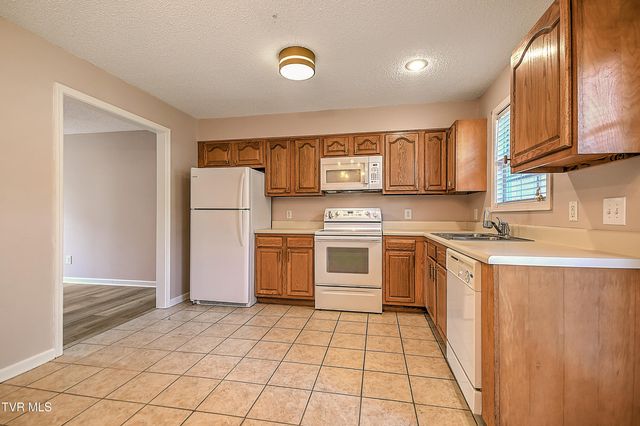 112 Winners Circle F2, Bristol, TN 37620