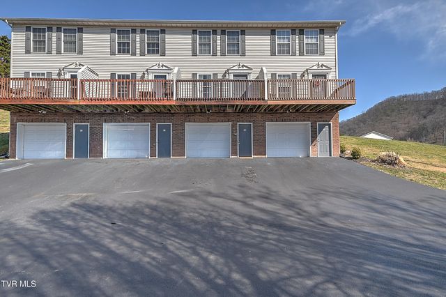 112 Winners Circle F2, Bristol, TN 37620