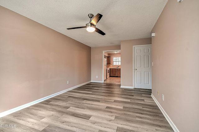 112 Winners Circle F2, Bristol, TN 37620