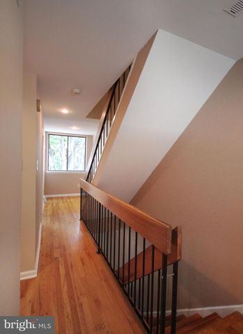 2128 APPLETREE ST, Philadelphia, PA 19103