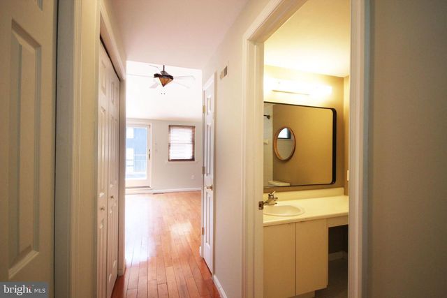 2128 APPLETREE ST, Philadelphia, PA 19103