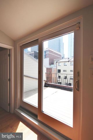 2128 APPLETREE ST, Philadelphia, PA 19103