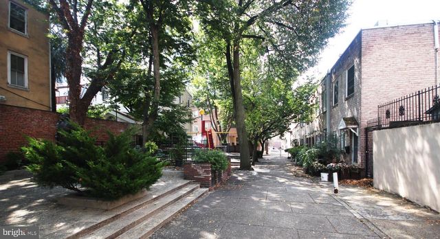 2128 APPLETREE ST, Philadelphia, PA 19103