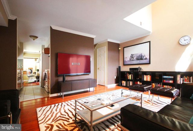 2128 APPLETREE ST, Philadelphia, PA 19103