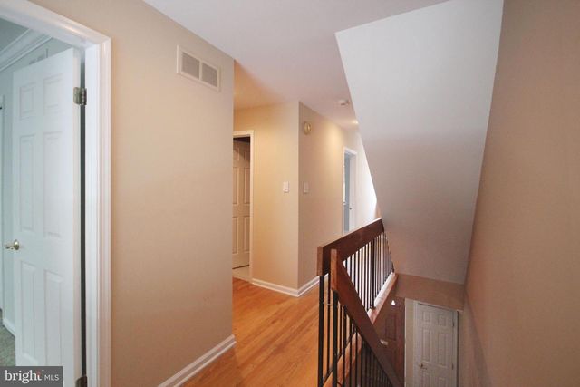 2128 APPLETREE ST, Philadelphia, PA 19103