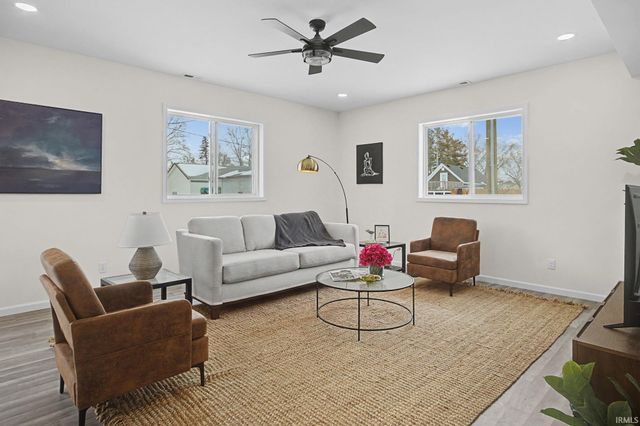 318 W First Street, Mulberry, IN 46058