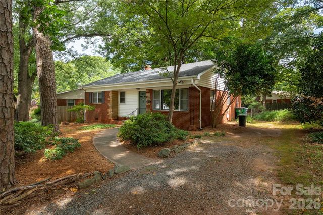 2911 Enfield Road, Charlotte, NC 28205