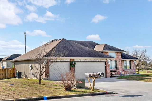 4544 Somerset Drive, Battlefield, MO 65619