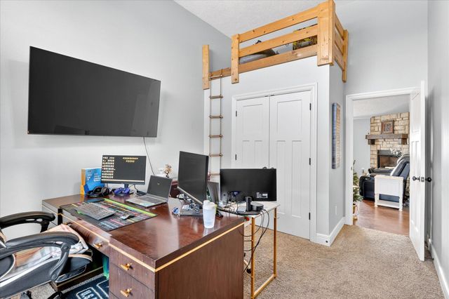 4544 Somerset Drive, Battlefield, MO 65619