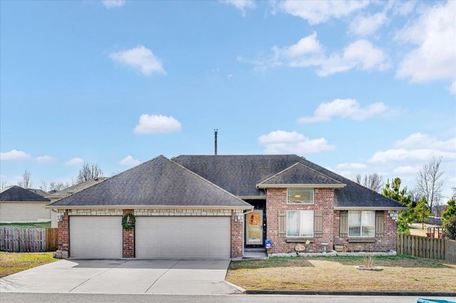 4544 Somerset Drive, Battlefield, MO 65619