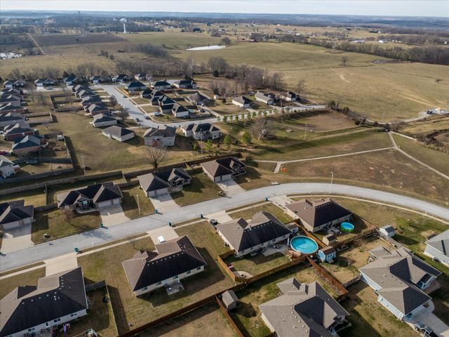 4544 Somerset Drive, Battlefield, MO 65619