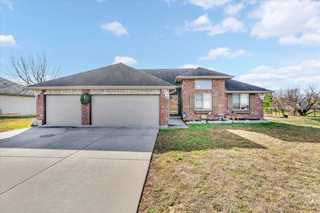 4544 Somerset Drive, Battlefield, MO 65619