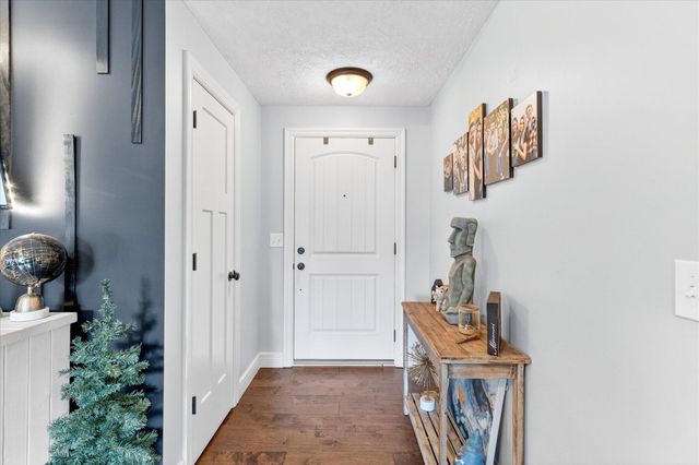 4544 Somerset Drive, Battlefield, MO 65619