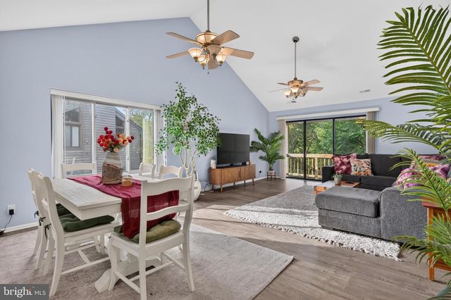 3502-B CHADBURY RD, Mount Laurel, NJ 08054