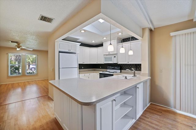 1236 GAYLE AVE, Nokomis, FL 34275