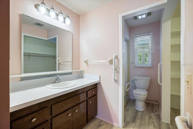 1236 GAYLE AVE, Nokomis, FL 34275