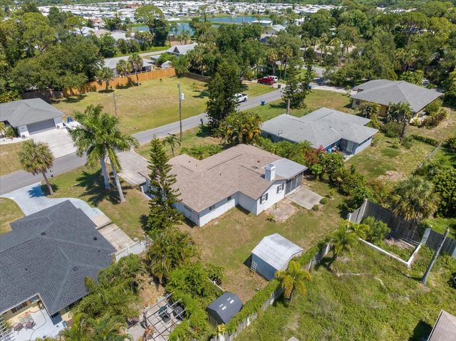 1236 GAYLE AVE, Nokomis, FL 34275