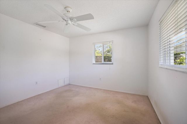 1236 GAYLE AVE, Nokomis, FL 34275