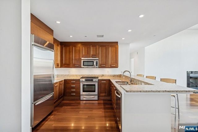 8100 River Road 0107, North Bergen, NJ 07047
