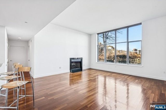8100 River Road 0107, North Bergen, NJ 07047