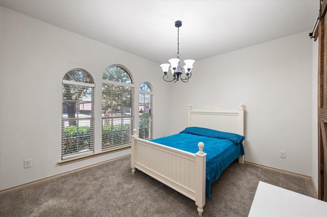 6805 Biondi Trail, Arlington, TX 76001