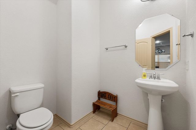 6805 Biondi Trail, Arlington, TX 76001