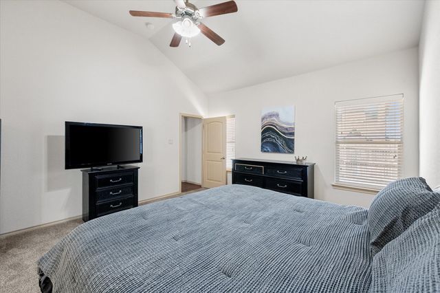 6805 Biondi Trail, Arlington, TX 76001