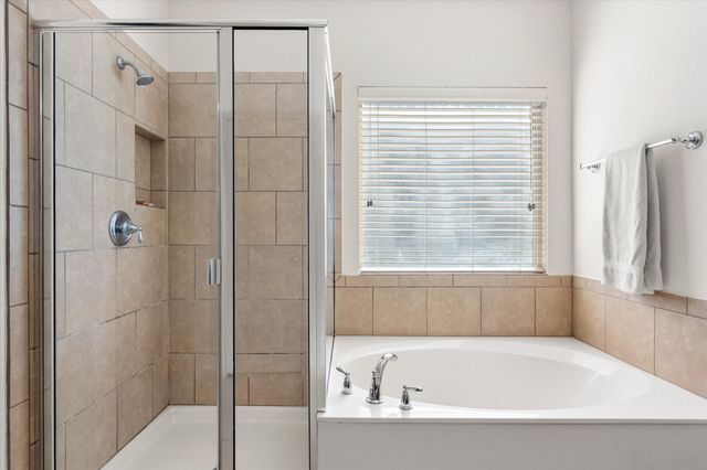 6805 Biondi Trail, Arlington, TX 76001