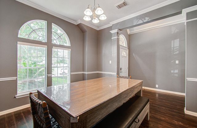 4444 Victory Drive 30, Houston, TX 77088