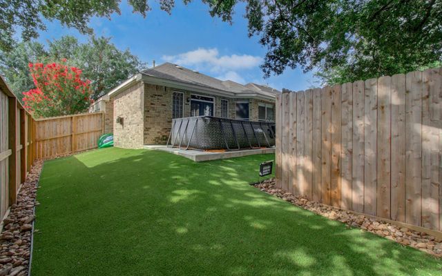 4444 Victory Drive 30, Houston, TX 77088