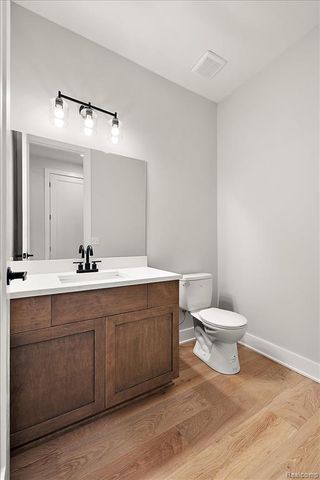 53650 Romeo Plank Road, Macomb, MI 48042