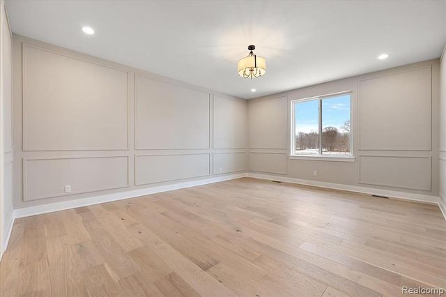 53650 Romeo Plank Road, Macomb, MI 48042