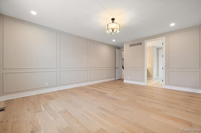 53650 Romeo Plank Road, Macomb, MI 48042