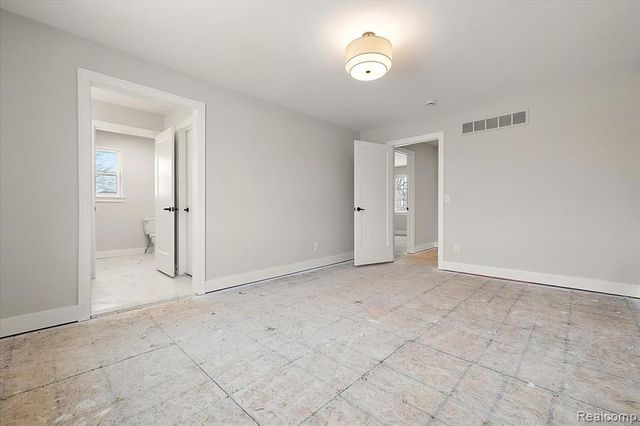 53650 Romeo Plank Road, Macomb, MI 48042