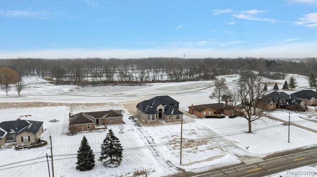 53650 Romeo Plank Road, Macomb, MI 48042