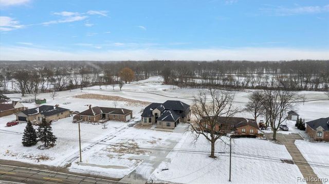 53650 Romeo Plank Road, Macomb, MI 48042