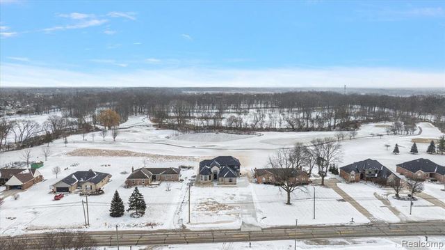 53650 Romeo Plank Road, Macomb, MI 48042