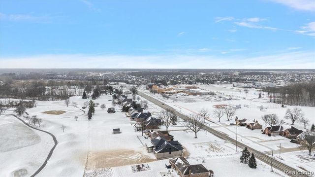 53650 Romeo Plank Road, Macomb, MI 48042