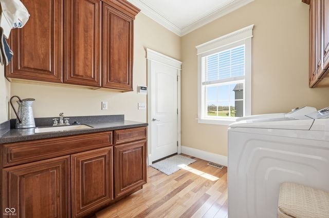 9405 W Blacksmith Drive, Muncie, IN 47304