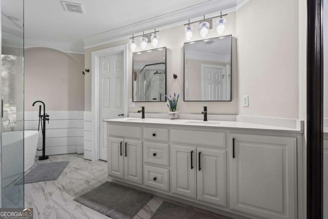 2602 Long Pointe, Roswell, GA 30076