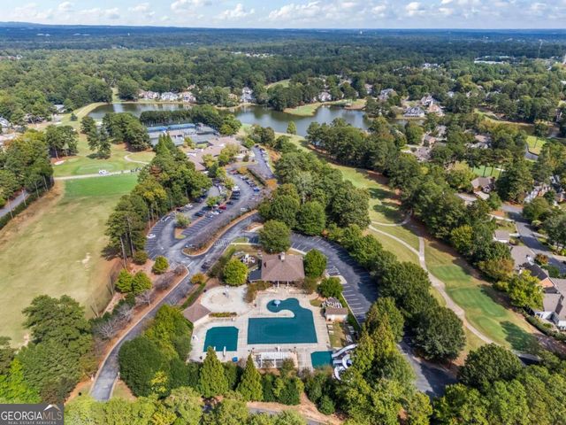 2602 Long Pointe, Roswell, GA 30076
