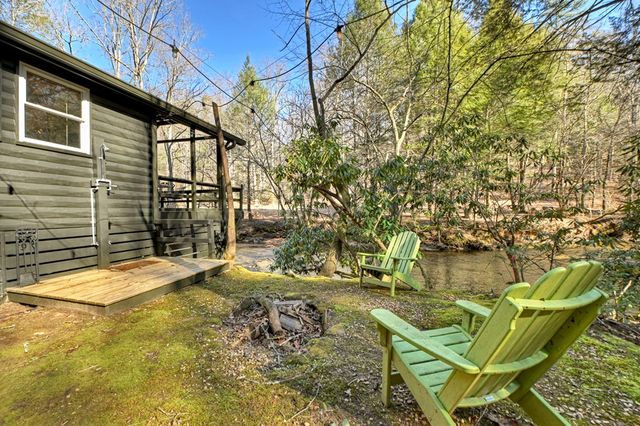 129 Old Bend Road, Blue Ridge, GA 30560