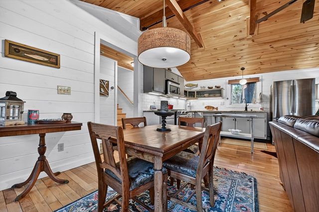 129 Old Bend Road, Blue Ridge, GA 30560