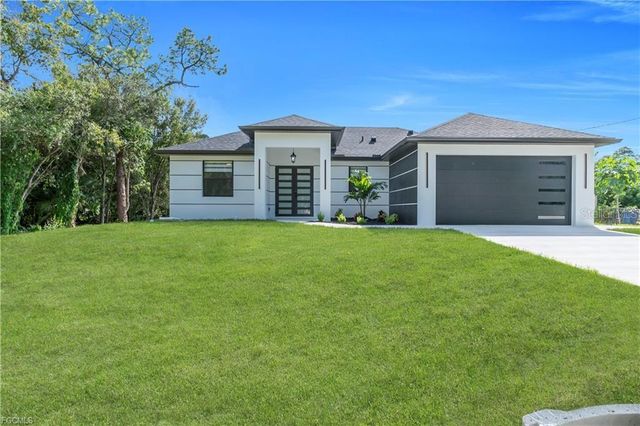 2903 BELUGA STREET, Lehigh Acres, FL 33972