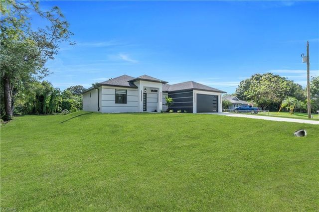 2903 BELUGA STREET, Lehigh Acres, FL 33972