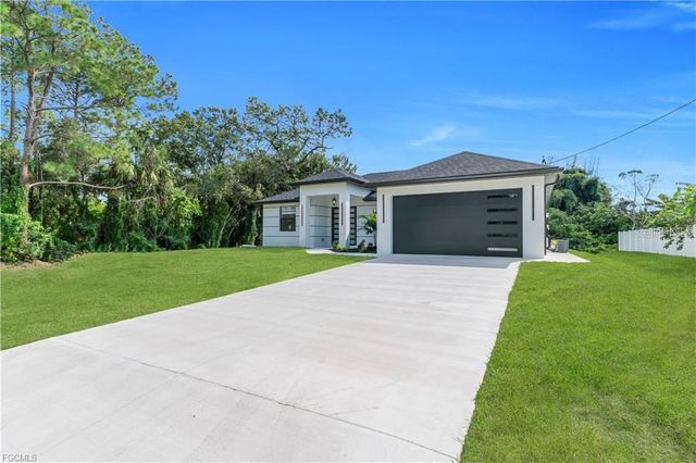 2903 BELUGA STREET, Lehigh Acres, FL 33972