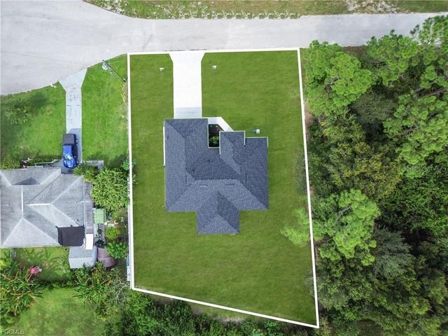 2903 BELUGA STREET, Lehigh Acres, FL 33972