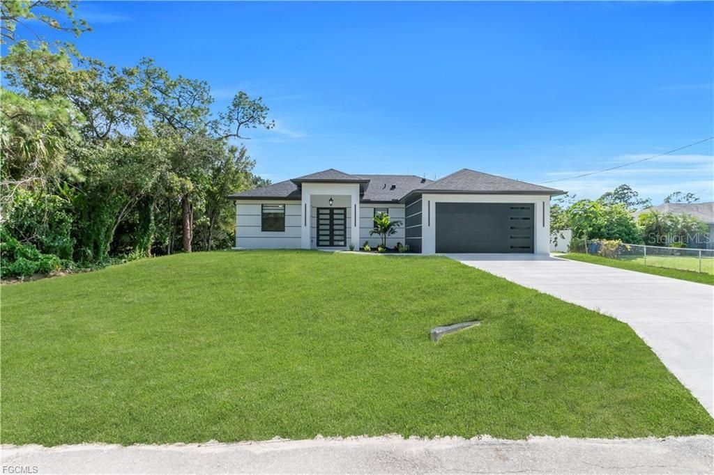 2903 BELUGA STREET, Lehigh Acres, FL 33972